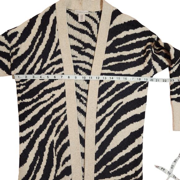 Sincerely Jules Animal Print Cardigan Sweater, size XS Zebra Print - Picture 7 of 9